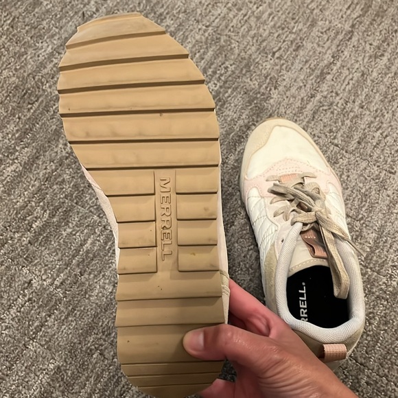 Merrell Sneaker - Picture 3 of 3